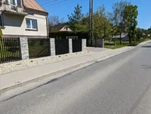 PXL 20240430 1202156382