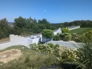 PXL 20240812 110228998